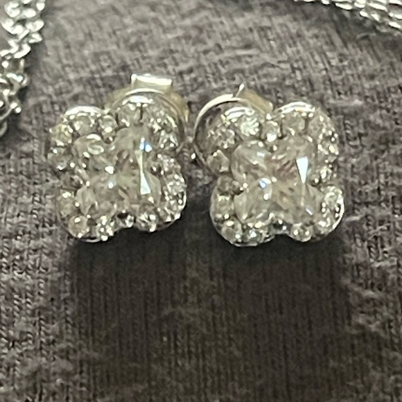 Elegant Moissanite silver set - Picture 5 of 7